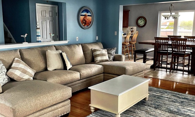North Wildwood House | Spacious in North Wildwood with roof top deck and fireplace 2 family space