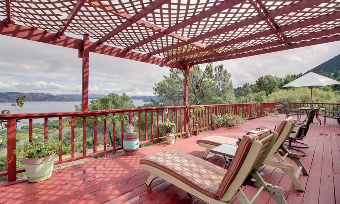 Kelseyville House | Lakefront Kelseyville Escape with Family-Friendly Amenities
