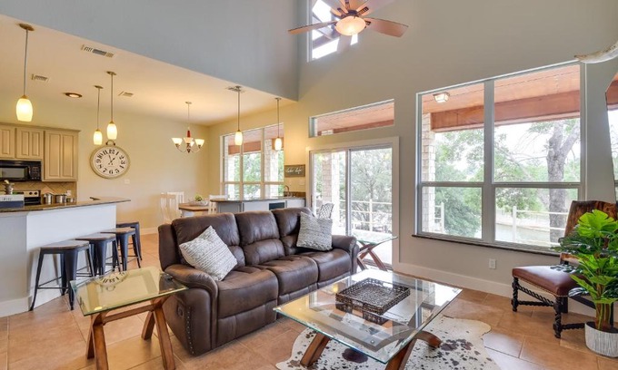 Granbury House | Pet-Friendly Lake Granbury Vacation Home with Dock Access