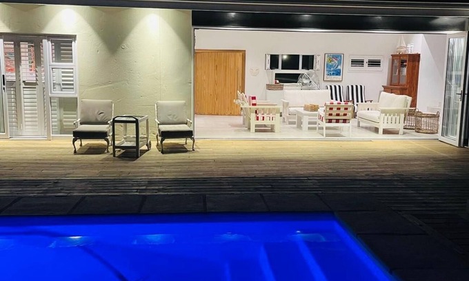Plettenberg Bay House | Spacious, light 6-sleeper coastal bungalow with pool Short walk to the beach