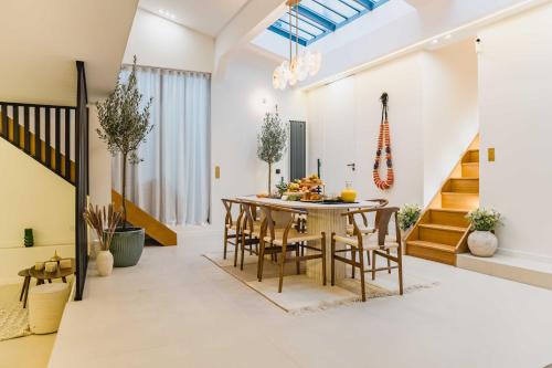 Montmartre Apartment | Relaxing Spa Getaway at Spa du SacréCœur Loft Montmartre