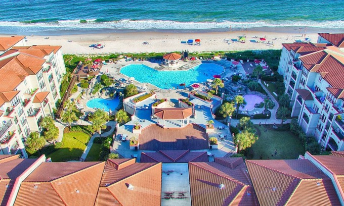 North Topsail Beach Condo | Oceanfront Villa Capriani: Guest Rated 9.8 with Pool & Kitchen