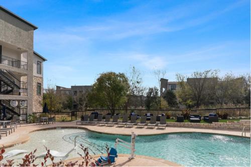 Montopolis Apartment | Relaxing 2BR Unit with Pool & Pet-Friendly in Austin