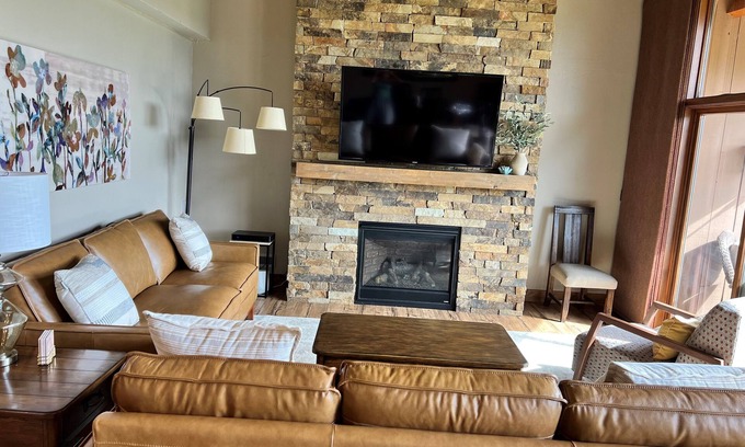 Purgatory Condo | Stunning Condo with Mountain Views and Top Amenities