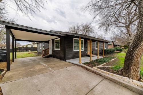 McKinney House | Spacious McKinney Bungalow - 4 Bedrooms