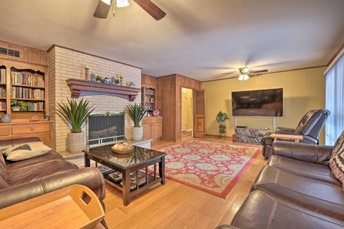 Whitehaven House | Ideal Memphis Home - Steps from Graceland, Family-Friendly