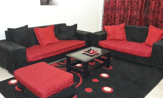 Cite Les Palmeraies Apartment | Modern Retreat with Kitchen, Pet-Friendly & Breakfast Options