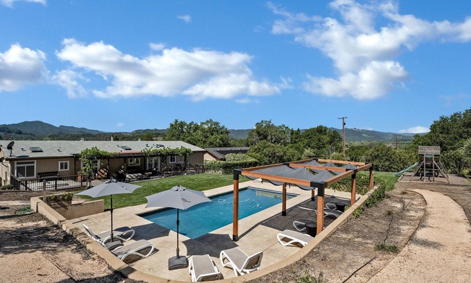 Cloverdale House | Modern Home with Pool and Scenic Views - Rated 9.4/10