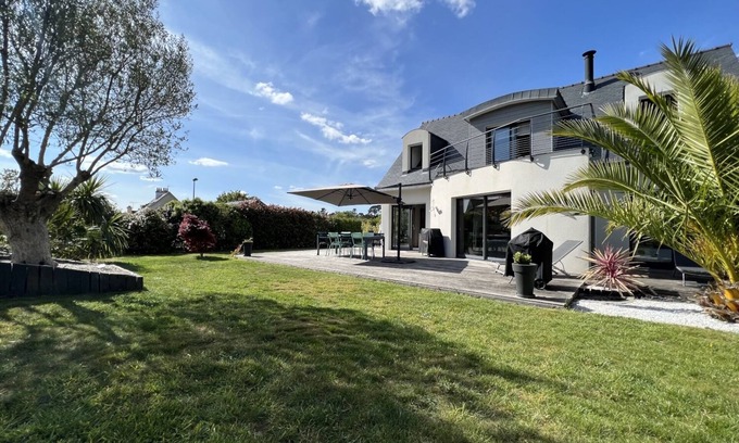 Benodet House | Modern House Steps from Benodet Beach with Ocean Views