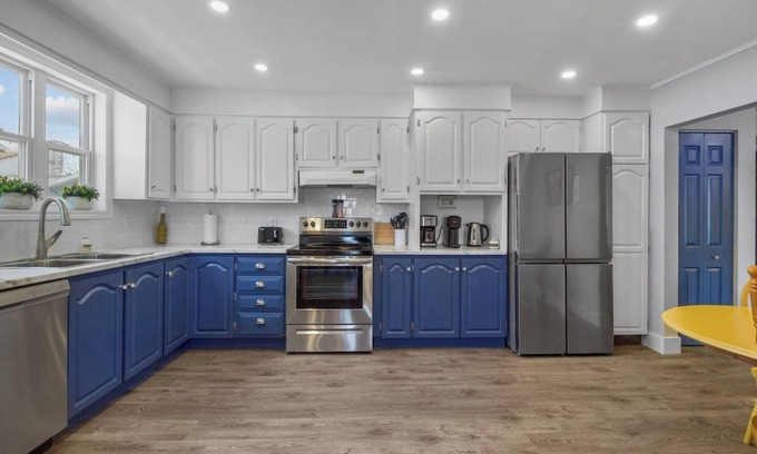 Downtown St. John's Apartment | Spacious Modernized 2 Bdrm Apt in Prime Location