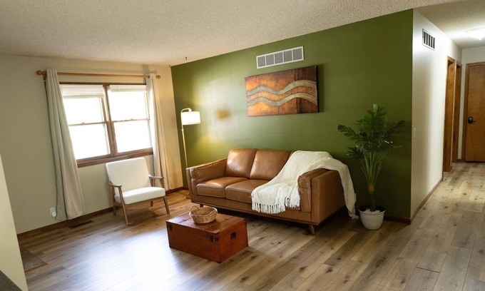 Emporia House | Spacious Oasis with Cozy Lounge Near ESU