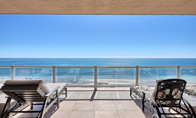 Puerto Penasco Resort | Spacious Oceanfront Escape Luxury Condo with Stunning Views, 4 BR/4 BA Condo in Las Palomas - HUGE