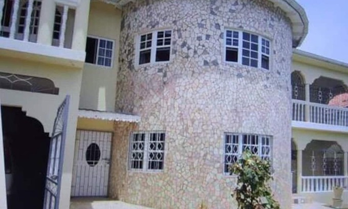 Ocho Rios House | Family-Friendly Ocho Rios Retreat with En-suite Rooms