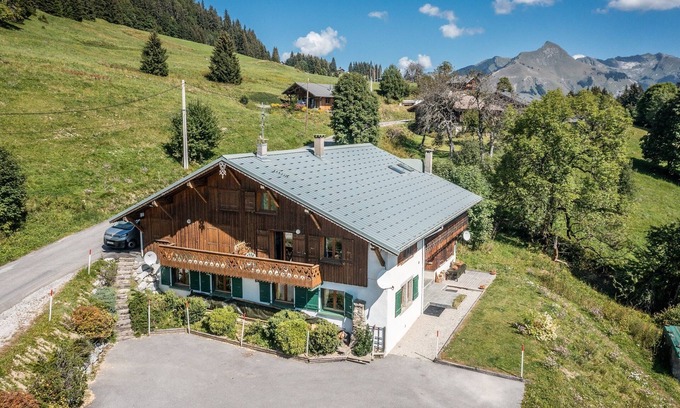 Les Gets Other | Inviting Old Farm with Scenic Views over Les Gets