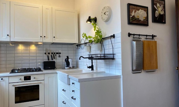 Old Town Apartment | Family-Friendly Old Town Apt Just 2 Min to the Island