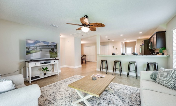 Doctors Inlet House | Top-Rated Orange Park Townhome with Pet-Friendly Perks