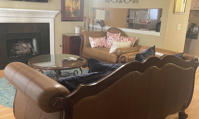 West Ashley Condo | Top-Rated Ocean View 2BR Suite with Breakfast & Kitchen