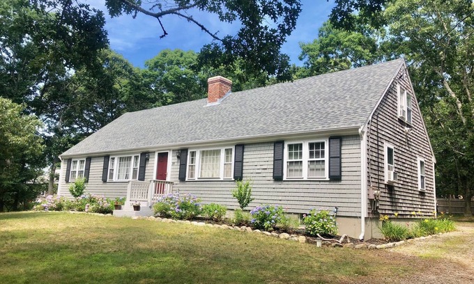 Eastham House | Ideal 6-Bedroom Retreat Steps from Ocean & Bike Path