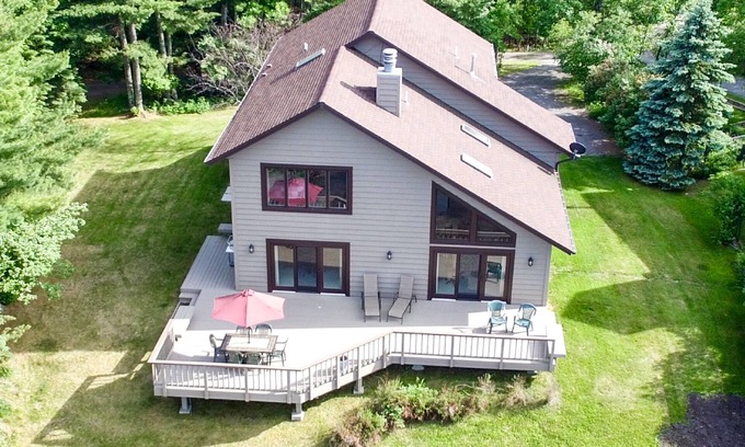 International Falls House | Guest Rated 10/10: Rainy Lake Retreat with Scenic Views