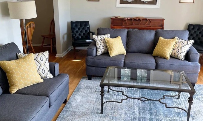 Frankfort House | Exceptional Ranch Retreat in Frankfort with Hot Tub & Kitchen