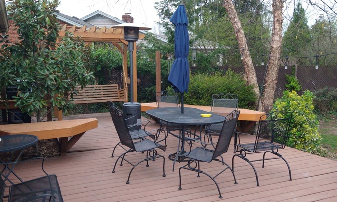 Barbourmeade House | Modern Ranch Retreat Minutes from Downtown – 10/10 Guest Rated