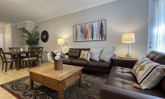 Scripps Ranch Condo | Guest Rated 10/10: Resort Community Condo with Pool & Spa
