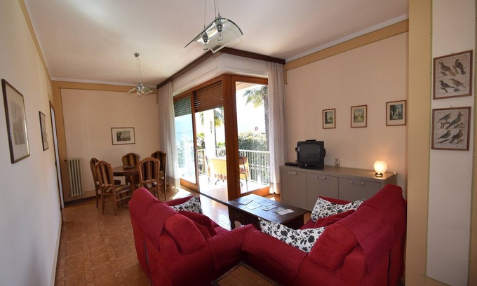 Cannero Riviera House | Comfortable Stay at Belvilla by OYO Cannero Casa Iva