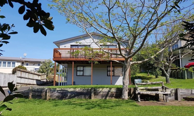Whiritoa House | Beachside Retreat with Pool and Ocean Views - 9.6/10 Rating