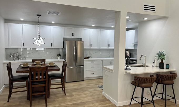 Scottsdale Ranch Condo | Prime Location Retreat with Pool, Tennis & Ocean Views