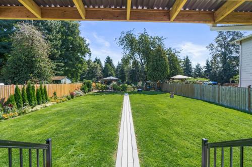 Tukwila House | Spacious RiverSide House, 10 mins to SeaTac Airport