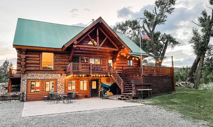 South Fork House | Riverside Retreat for 25 with Game Room & Pool Access