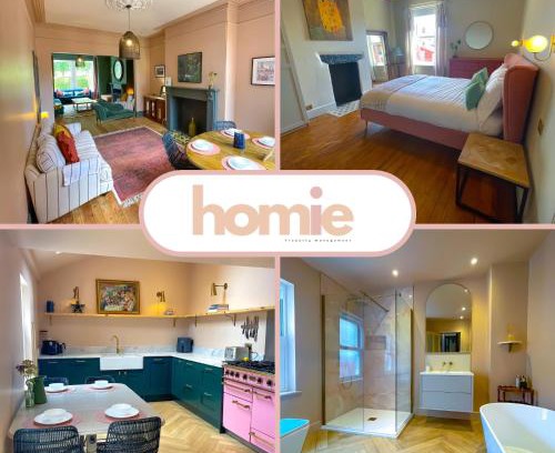 Chapeltown House | Rustic Chic Home for 9 in Leeds with Private Patio