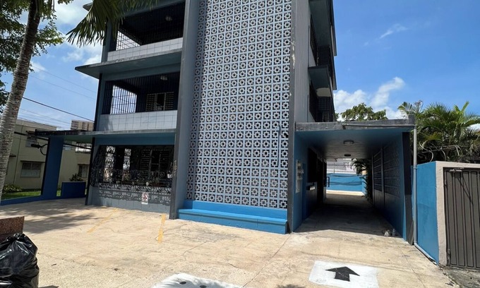 Rio Piedras Apartment | Pet-Friendly San Juan Full Floor Apartment with Spa Access