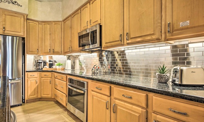 Arabian Crest Cottage | Inviting Scottsdale Home with Ocean Views and Patio Access