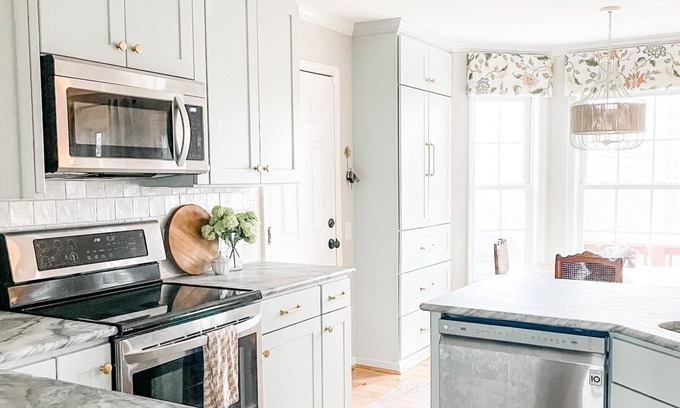 Blacksburg House | Unwind in a Serene Retreat with Pool and Pet-Friendly Perks