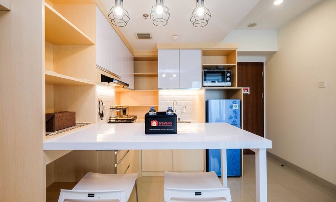 Pekayon Jaya Apartment | Comfortable Studio at Grand Kamala Lagoon with Pool Access