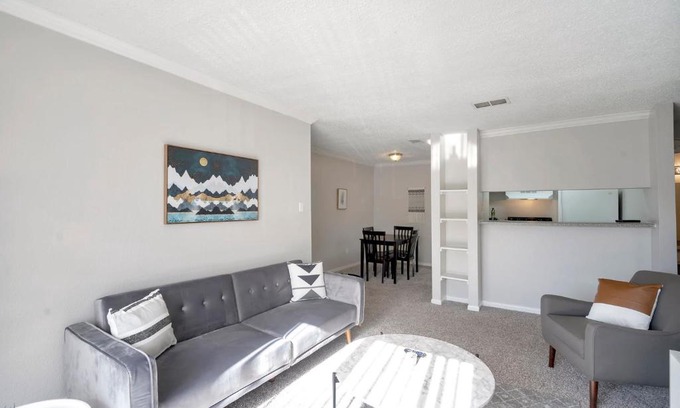 Midland House | Comfortable Suite Steps from Midland Airpark, Kid-Friendly