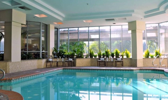 Contra Costa Centre House | Convenient Suites with Pool and Spa Near San Francisco