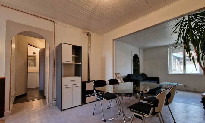 Besancon Apartment | Convenient T3 with Flexible Check-In and Family-Friendly Amenities