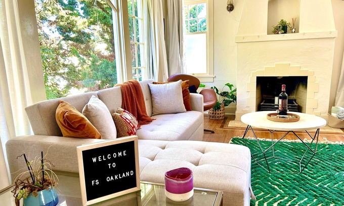 Bushrod House | Charming Temescal Home near UC-Berkeley with Outdoor Dining