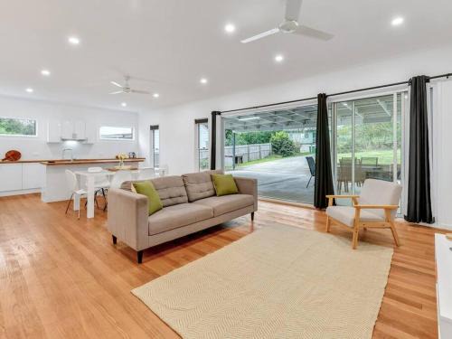Tivoli House | Family-Friendly Three-Bedroom Retreat for Memorable Stays