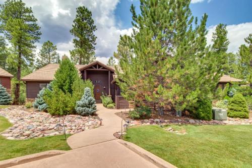 Torreon House | Cozy Torreon Cabin with Deck, Gas Grill & Family-Friendly Fun