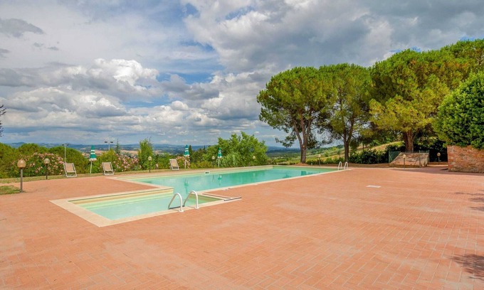 Varna House | Discover Il Poggiale: A Relaxing Pet-Friendly Retreat