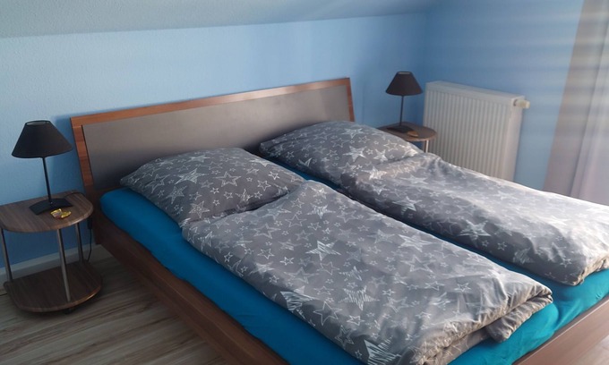 Wiederau Apartment | Family-Friendly Apartment for 4 Near Belantis, Leipziger Land