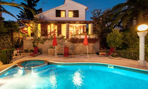 Seget Vranjica Villa | Seget Vranjica Villa with Sea View, Pool & Jacuzzi Retreat