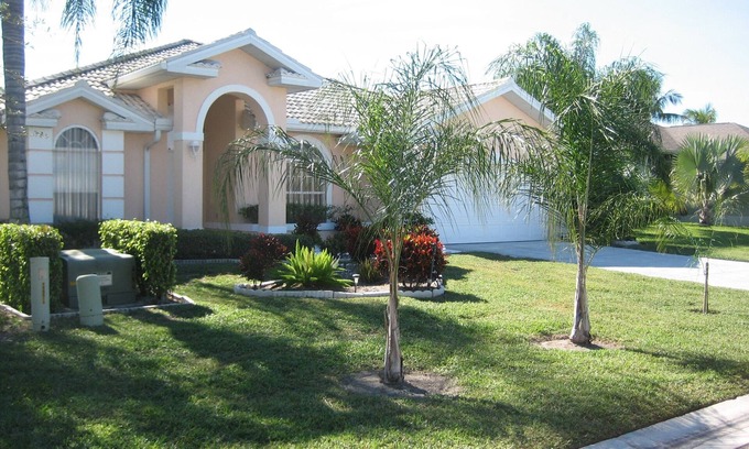 Crown Pointe House | Lakefront Villa with Private Saltwater Pool and Spa