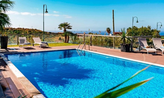Canico Villa | Ideal Villa with Games Room and Oceanfront Views | Sol e Mar