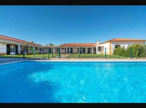 Grandola Villa | Elegant 5-Bedroom Villa with Pool & Garden in Grandola