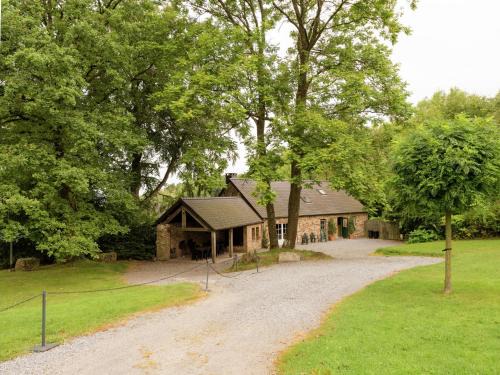 Weris House | Delightful Holiday Home in W ris with Pool & Pet Friendly