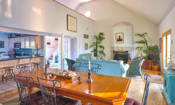 North Shores House | Spacious Waterfront Home w/Private Pool, Dock, & Beach Access – Sleeps 15!